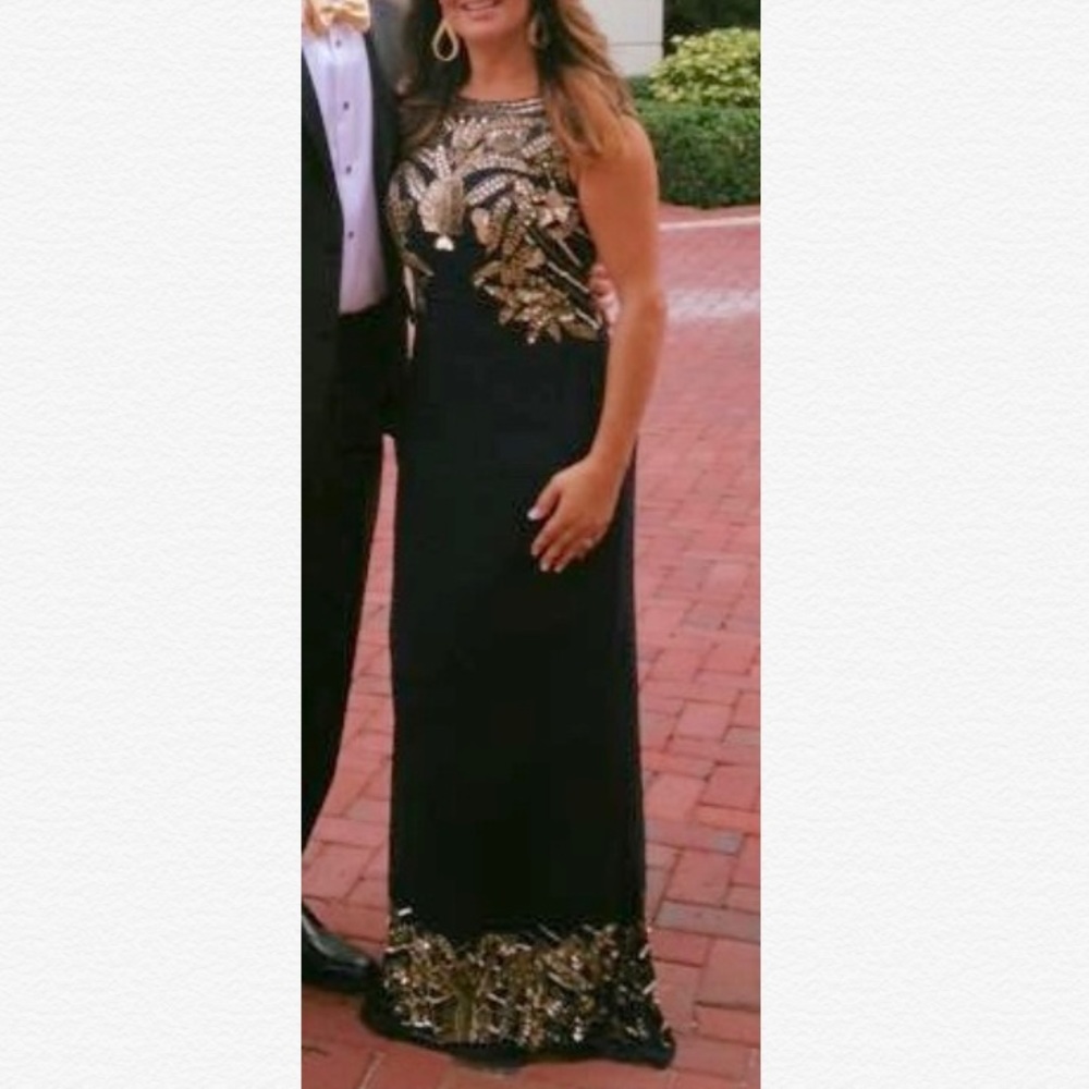 Elegant navy blue chiffon dress with gold sequins